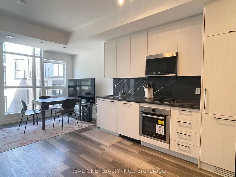 851 Sheppard Ave W #19 — Photo 9
