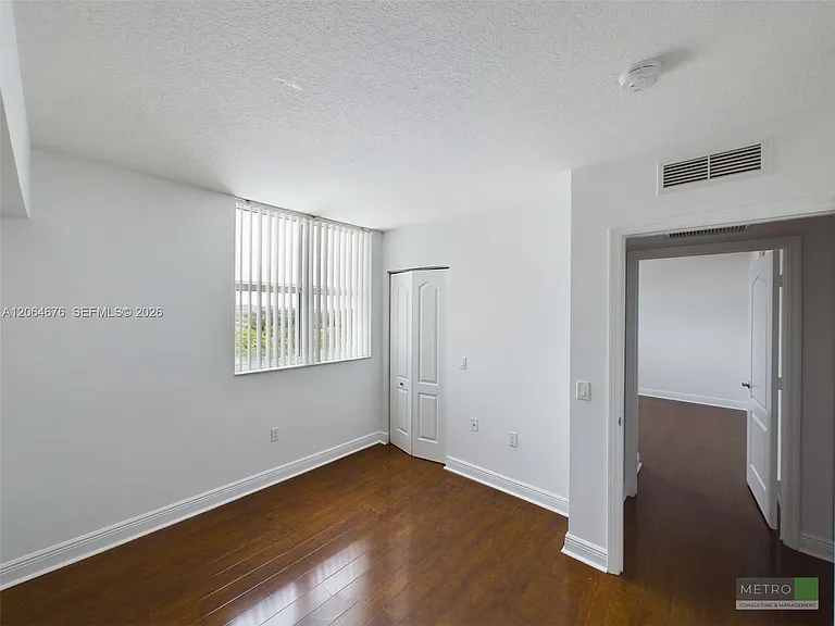 60 NW 37th Ave #603 — Photo 9