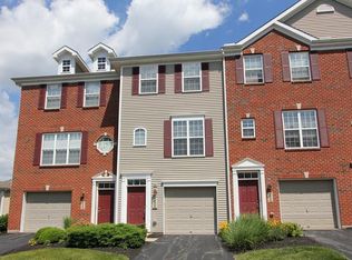 4326 Straight Arrow Rd, Dayton, OH 45430