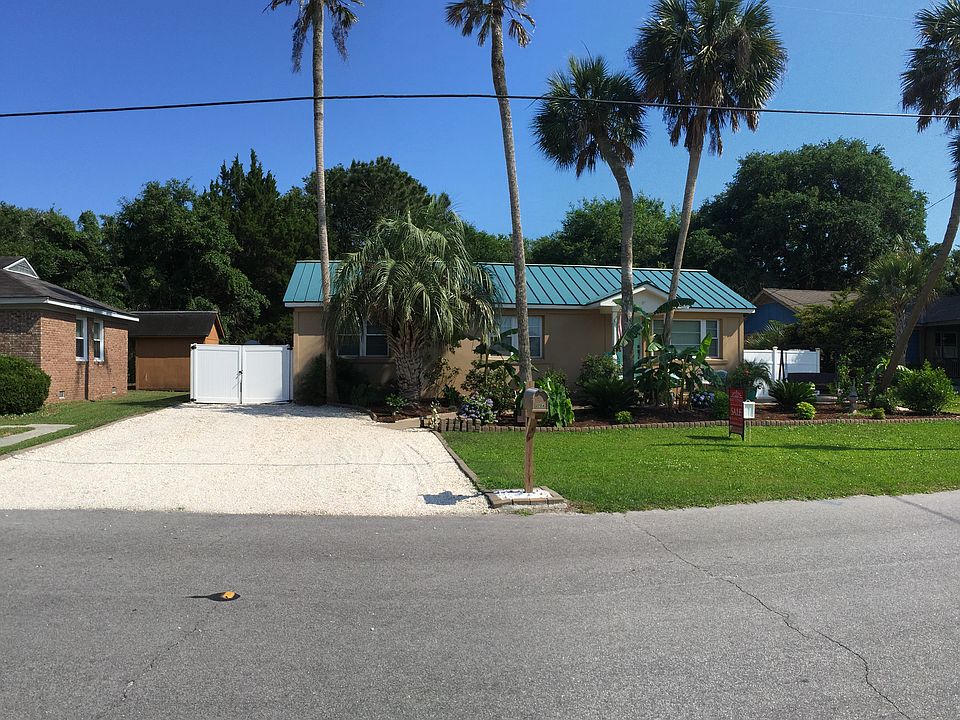 Front of Home 5/26/2016