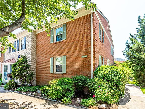 3rd image of 2641 Centennial Ct