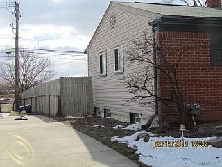 4th image of 11638 Diehl Dr