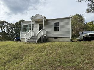 320 Mulberry St, Reidsville, NC 27320