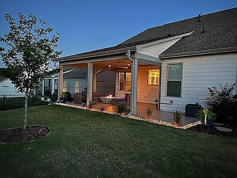 3rd image of 312 Chestnut Oak Dr