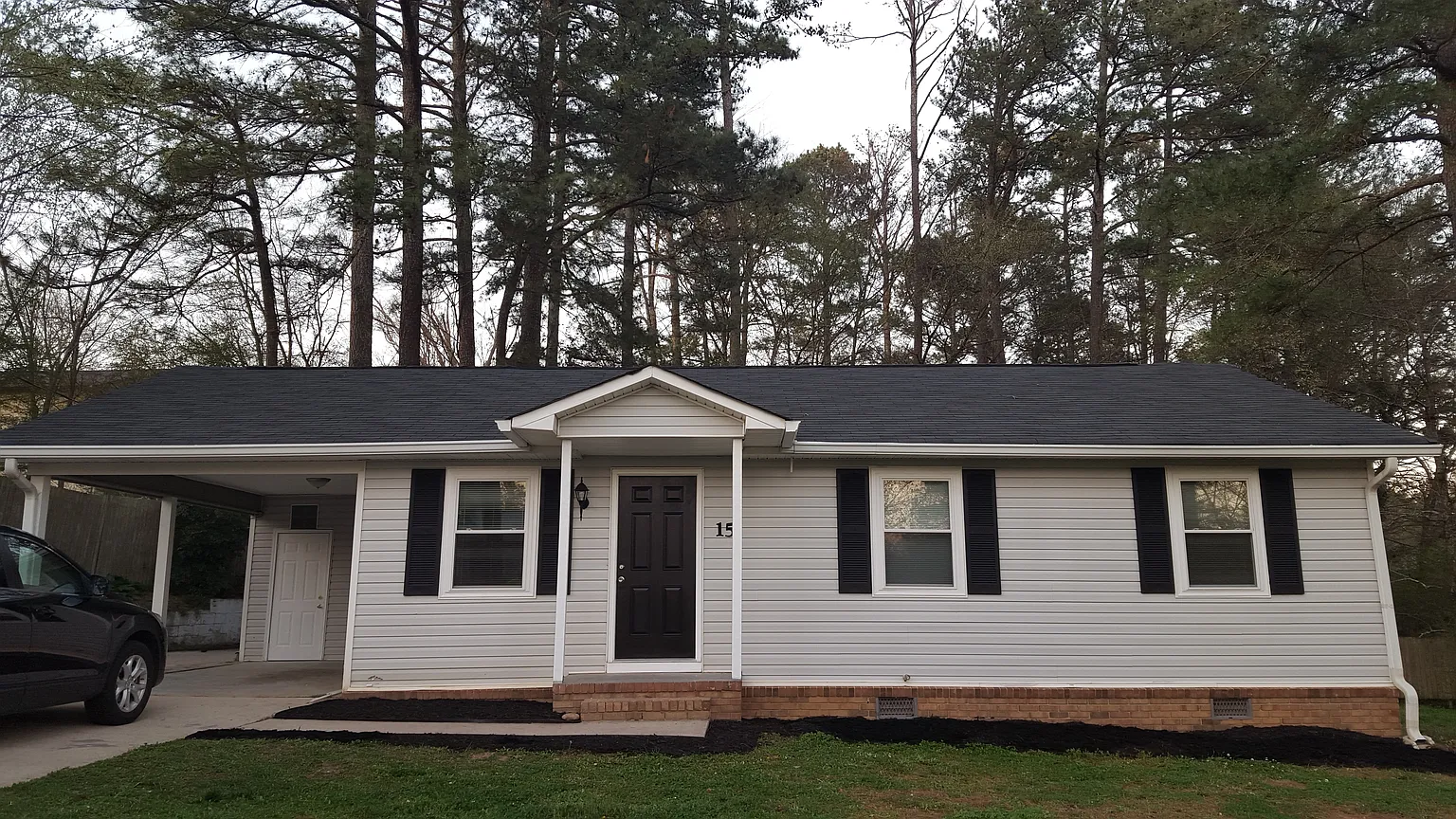15 Barnesdale Way NE photo 1