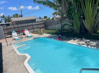 9154 Bloomfield Dr, Palm Beach Gardens, FL 33410