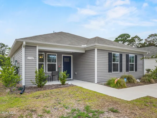 1732 Whispering Pine Street SW, Ocean Isle Beach, NC 28469