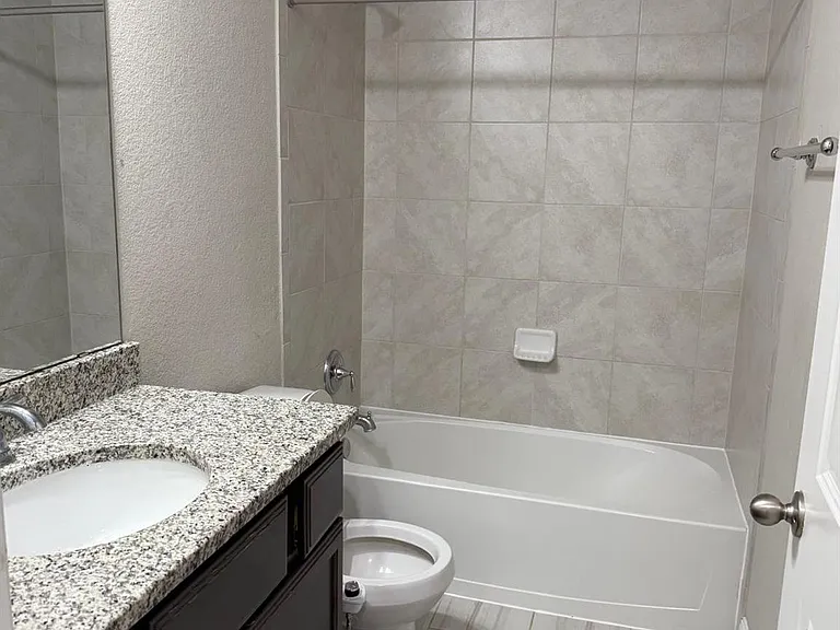 2637 Enza Dr — Photo 18