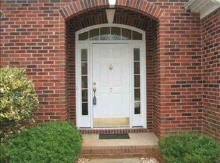 7 Willow Oak Ct, Simpsonville, SC 29681