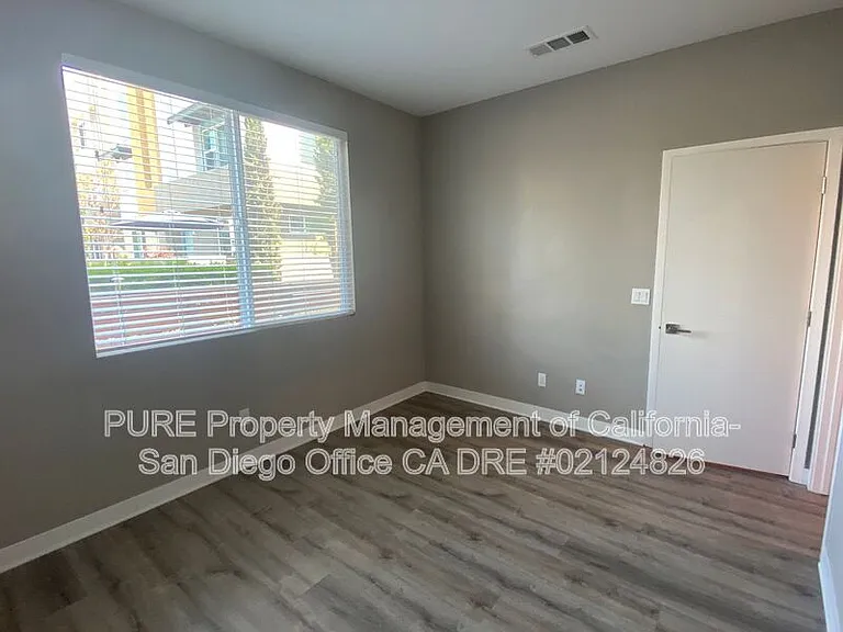 713 Shoreline Rd — Photo 12