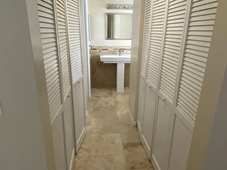 408 W University Ave #10B — Photo 27