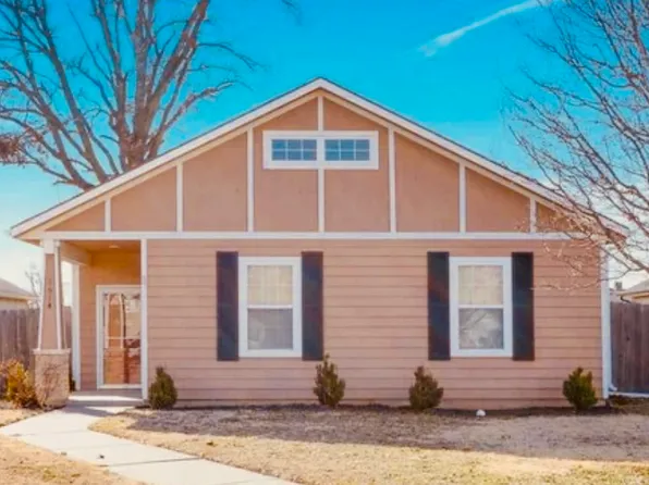 1514 N Clay St, Junction City, KS 66441