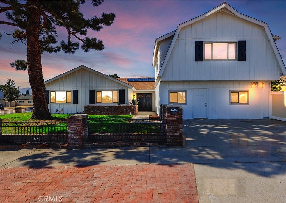 1st image of 26158 Lynwood Dr