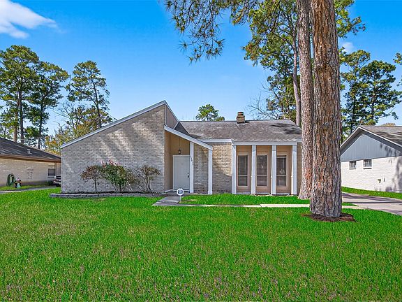 3rd image of 23015 Canyon Lake Dr