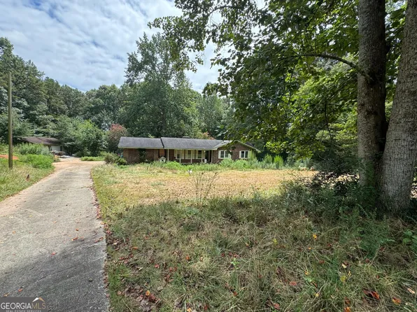 3142 Oak Valley Rd, Toccoa, GA 30577