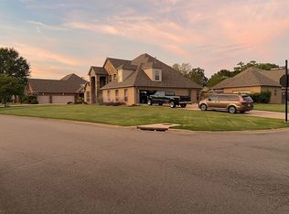 1320 Sunderlin Park Dr, Conway, AR 72034