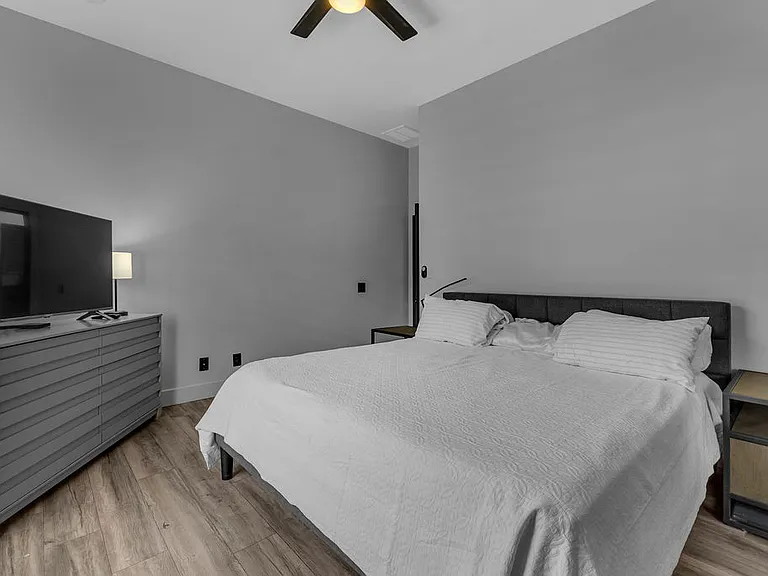 93 Kavenish Dr — Photo 26