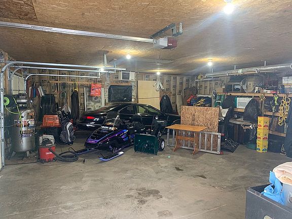 2nd image of 335 Lincoln Ave