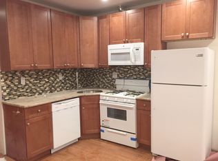 195 18th St #3, Brooklyn, NY 11215