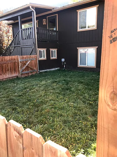 1110 Meadowlark Ln #2 Photo 1