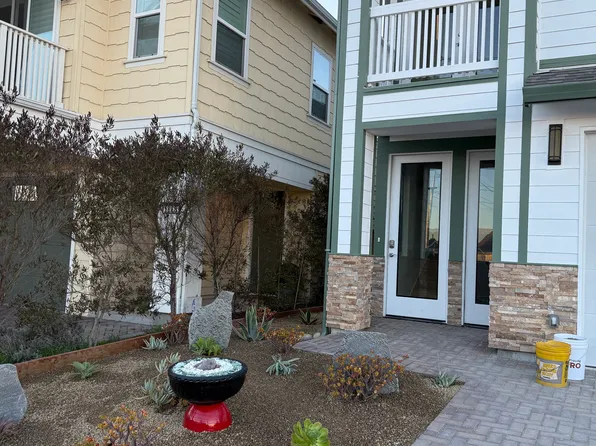 1869 Ocean View Ave, Seaside, CA 93955