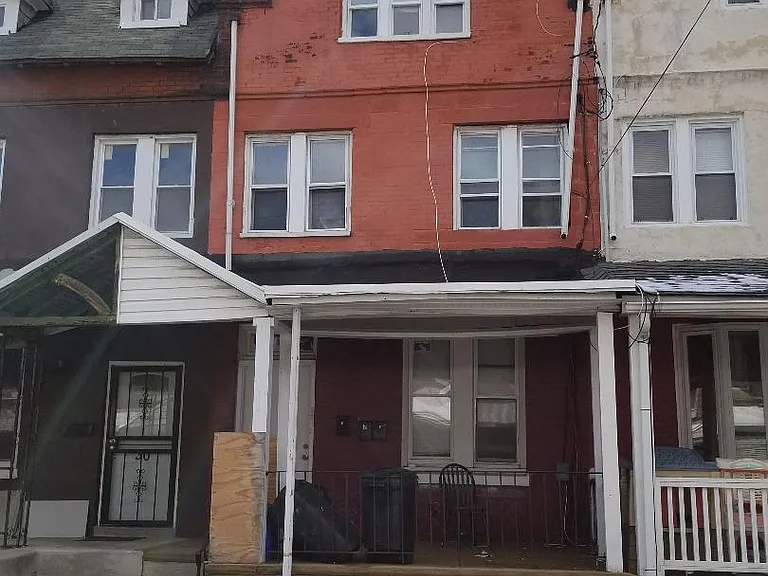 32 N Saint Bernard St #1 — Photo 1