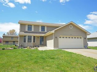 3807 SW Mission Cir, Topeka, KS 66610