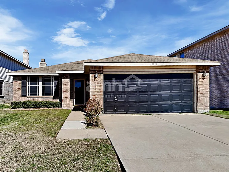 3956 German Pointer Way — Photo 1