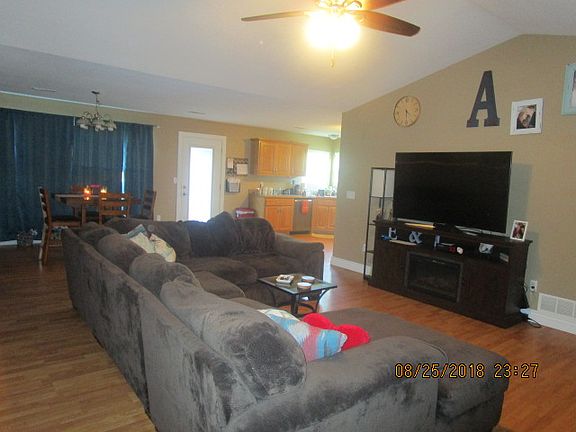 3rd image of 1619 W 14th Street Pl