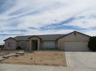 14297 Pioneer Rd, Apple Valley, CA 92307