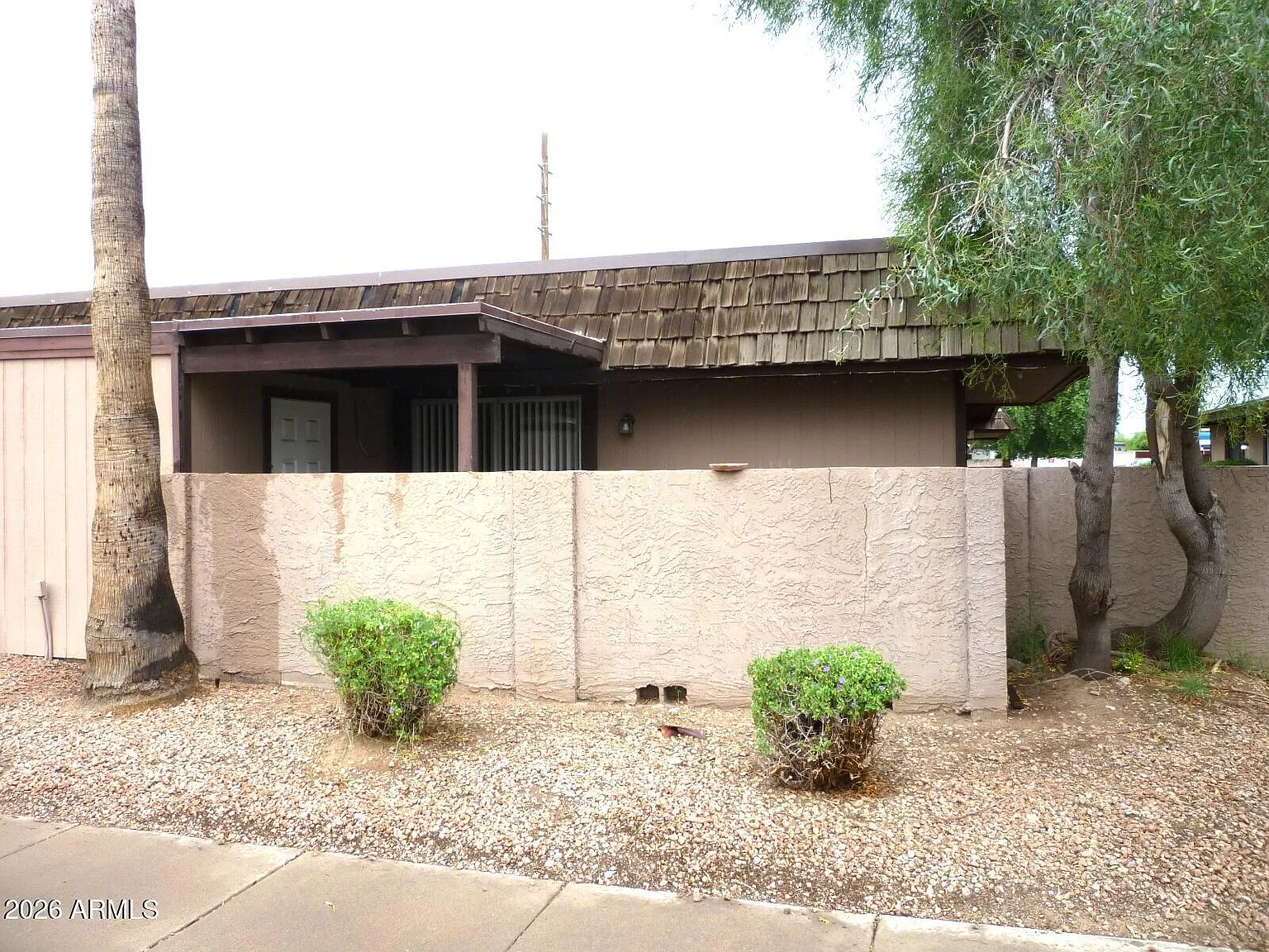914 S Acapulco Ln — Photo 2