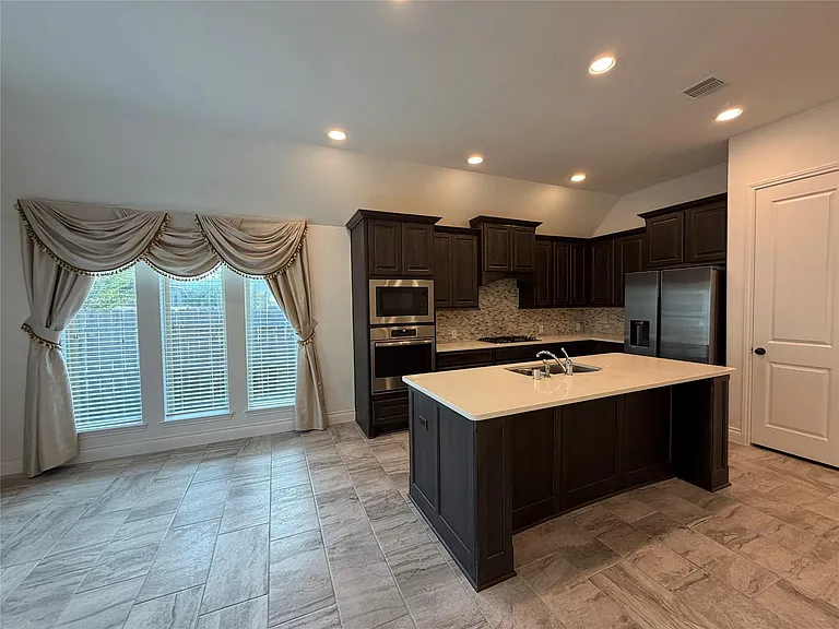 3319 Sky Run Ct — Photo 26
