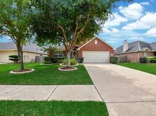 19119 Mustang Pointe Ln, Richmond, TX 77407