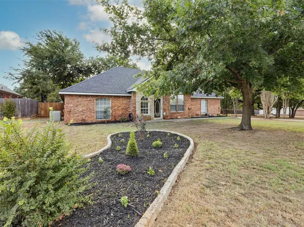 105 Bonita Dr, Granbury, TX 76049