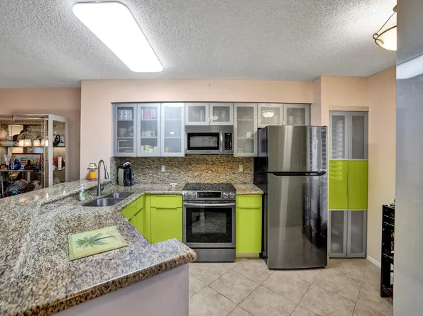 2221 Cypress Island Drive #403, Pompano Beach, FL 33069