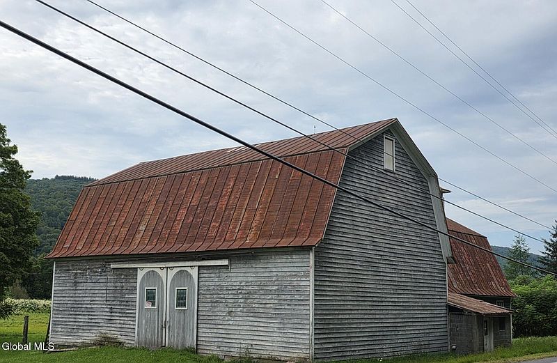 2nd image of 16 Main Street