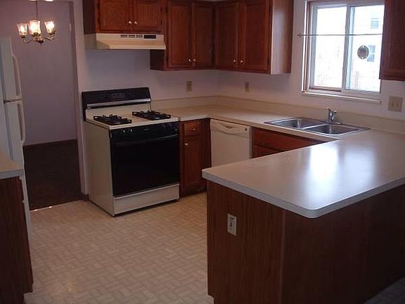 3rd image of 2164 Strimple Ave