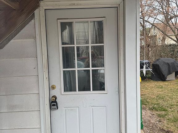 5th image of 27 White Ave #1