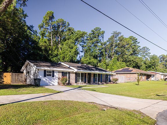 2nd image of 306 Floyd St
