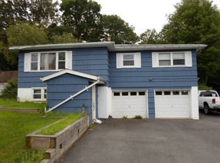 121 Marla Rd, Hopatcong, NJ 07843