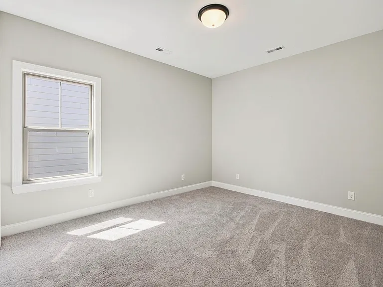 5063 Shelterwood Dr NE — Photo 5