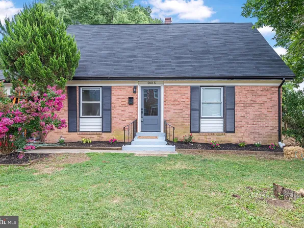 200 1/2 11th St, Laurel, MD 20707