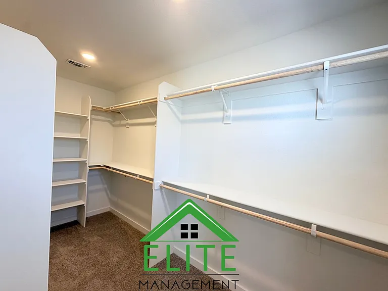 856 Pecan Tree Ln — Photo 11
