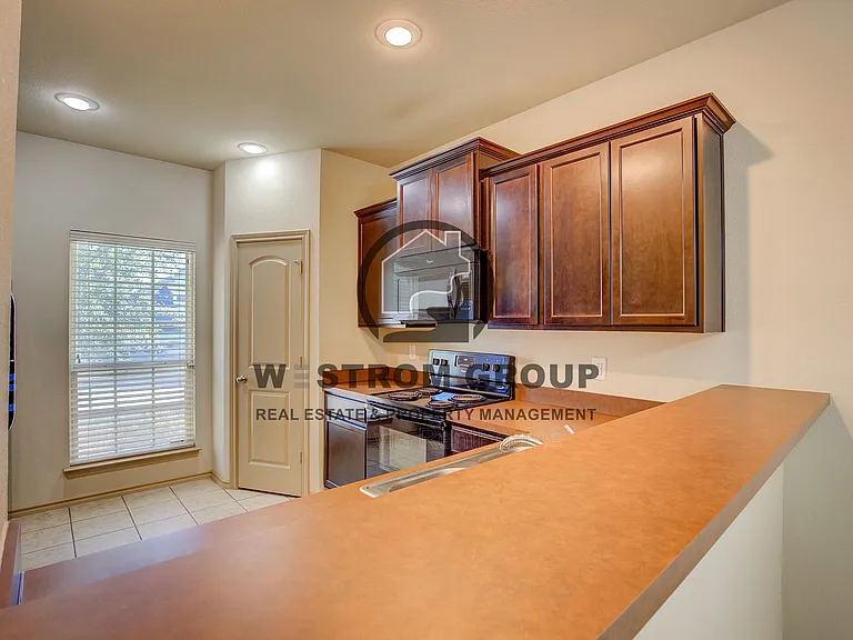 10953 Caldwell Ln — Photo 18