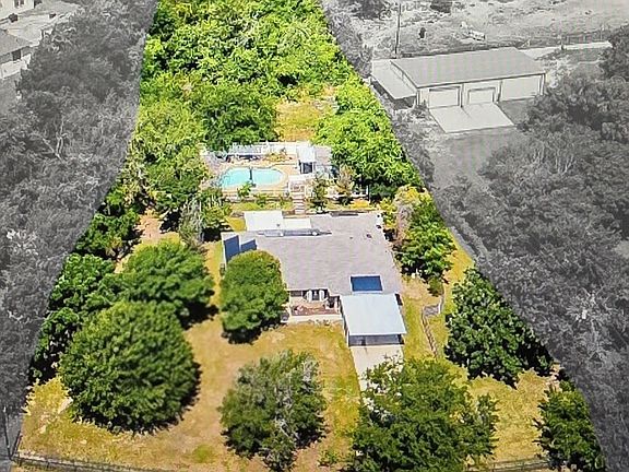 2nd image of 1312 Robyn Rd