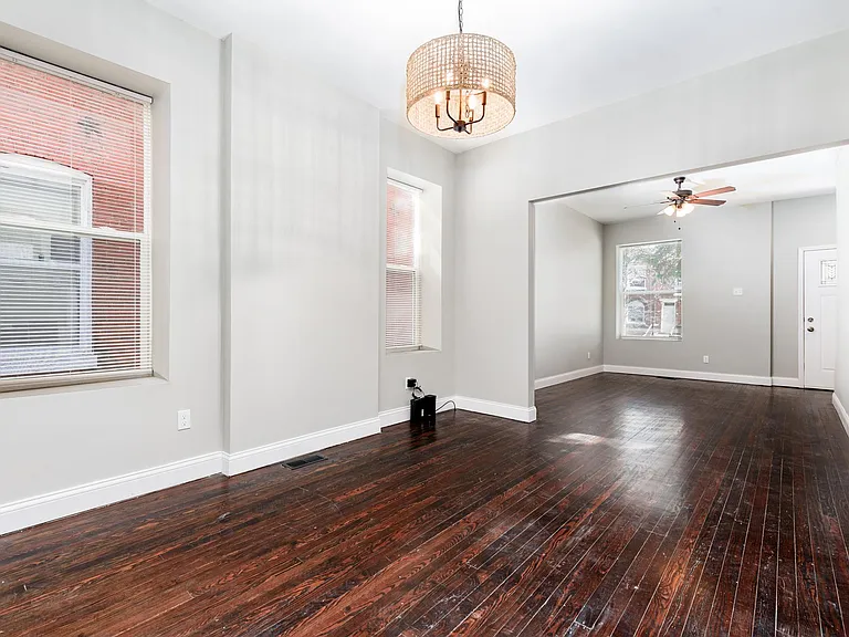 3151 Michigan Ave — Photo 6