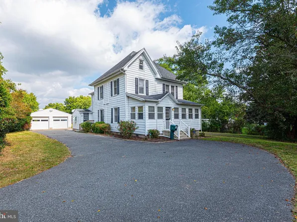 11 Vine St, Berlin, MD 21811