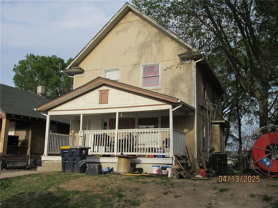 2nd image of 729 Ewing Ave