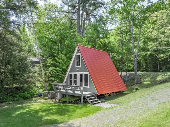 375 Great Moose Drive, Hartland, ME 04943