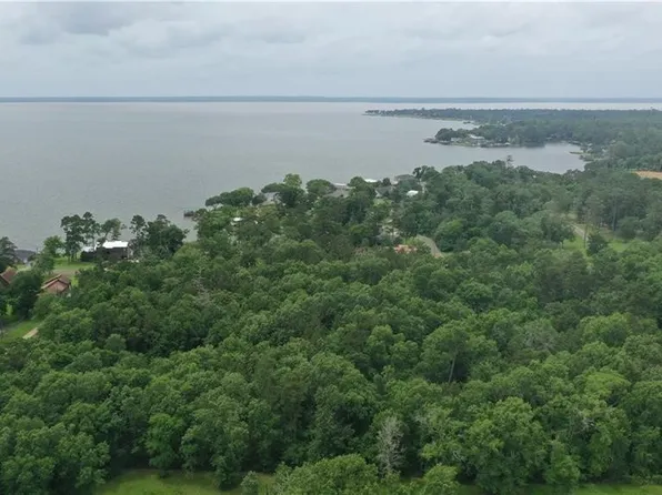 Woodridge Dr, Livingston, TX 77351